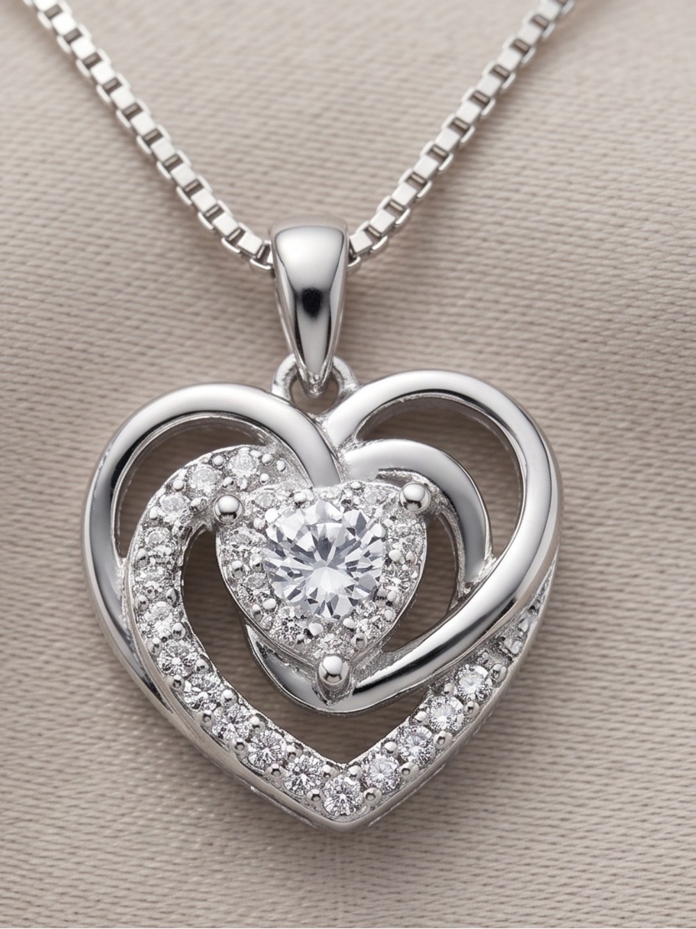 Kay Jewelers White Sapphire Heart Necklace Sterling Silver 18 inches